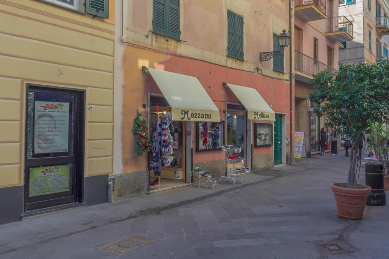 Casa Di Ale E Fra Comoda In Centro E A Pochi Passi Dalla Spiaggia Rapallo Extérieur photo